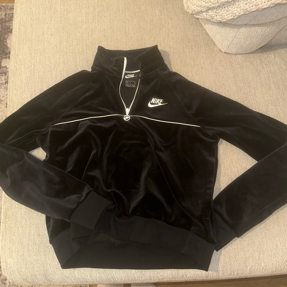 Nike Black Velour Quarter-Zip Pullover - Picture 1 of 2
